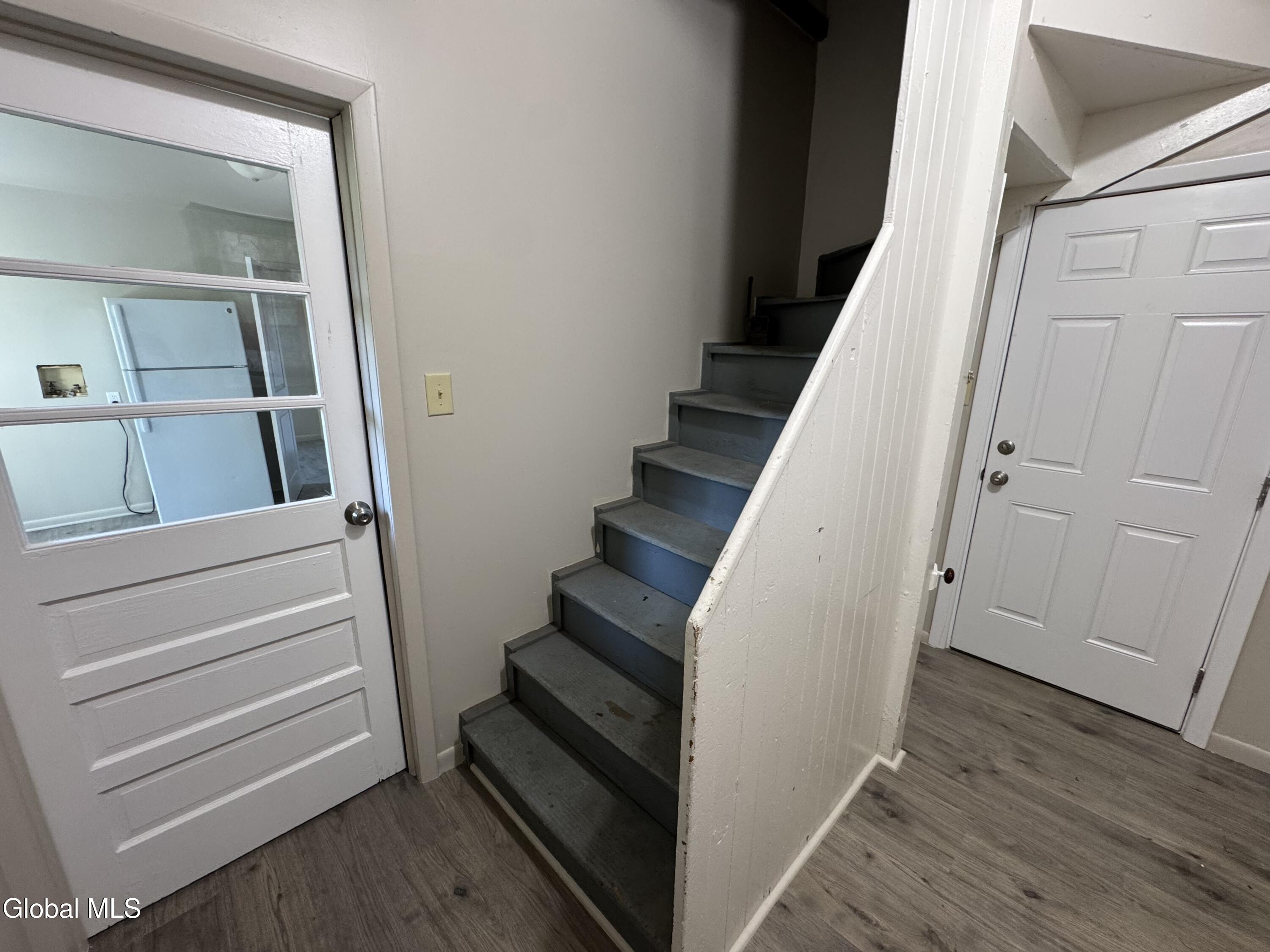 2 Mcloughlin Lane Troy NY 12180