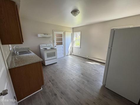 2 Mcloughlin Lane Troy NY 12180