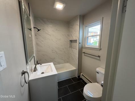 2 Mcloughlin Lane Troy NY 12180
