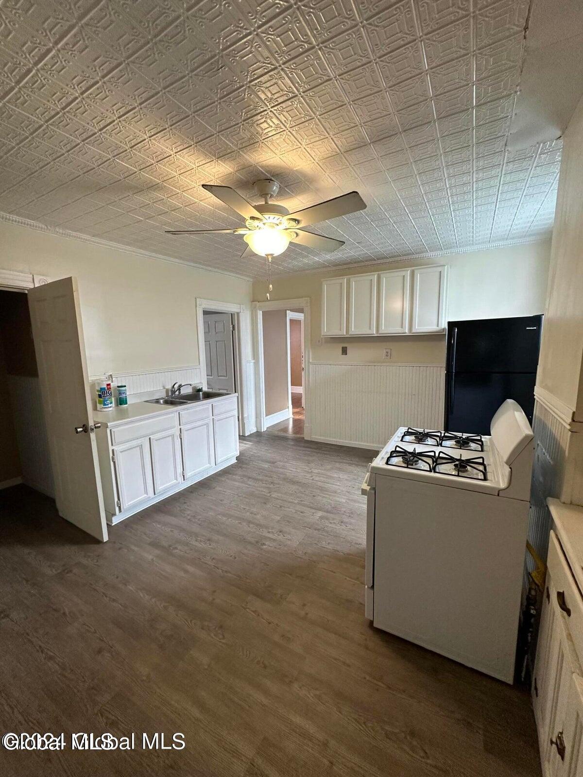 41 Paine Street Green Island NY 12183