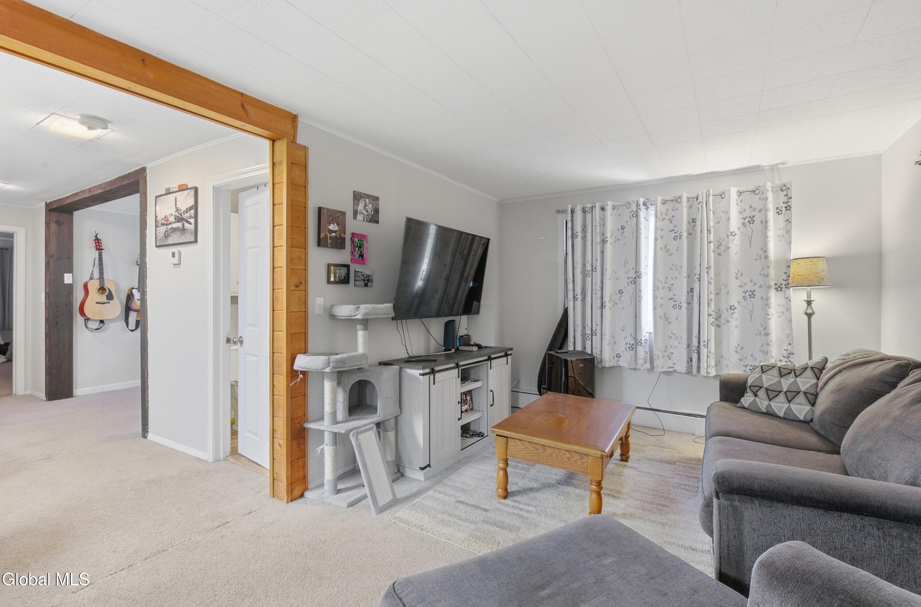 51 E Hill Road Schodack NY 12063