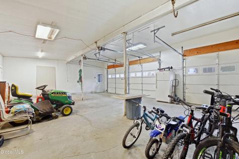 51 E Hill Road Schodack NY 12063