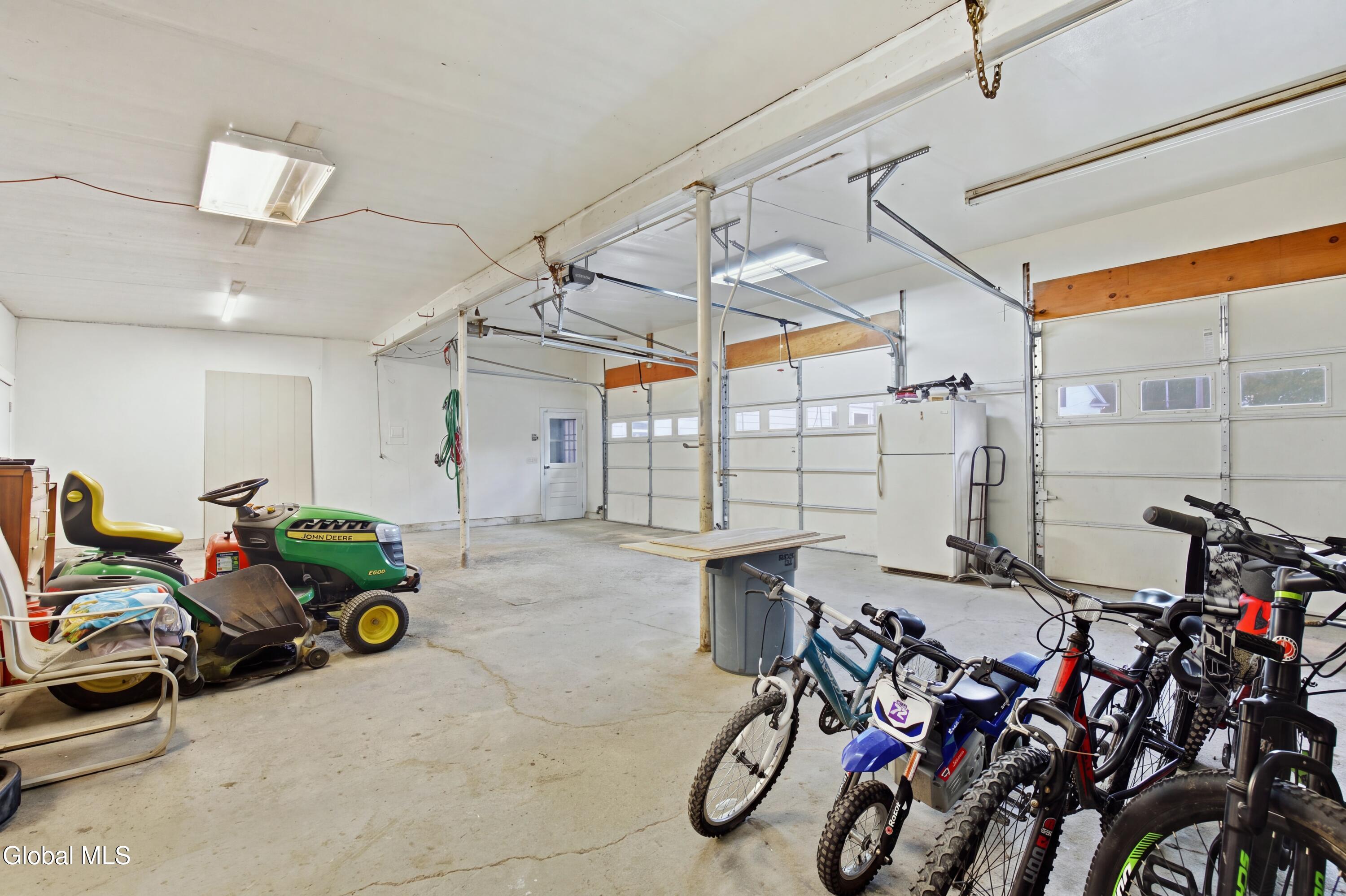 51 E Hill Road Schodack NY 12063