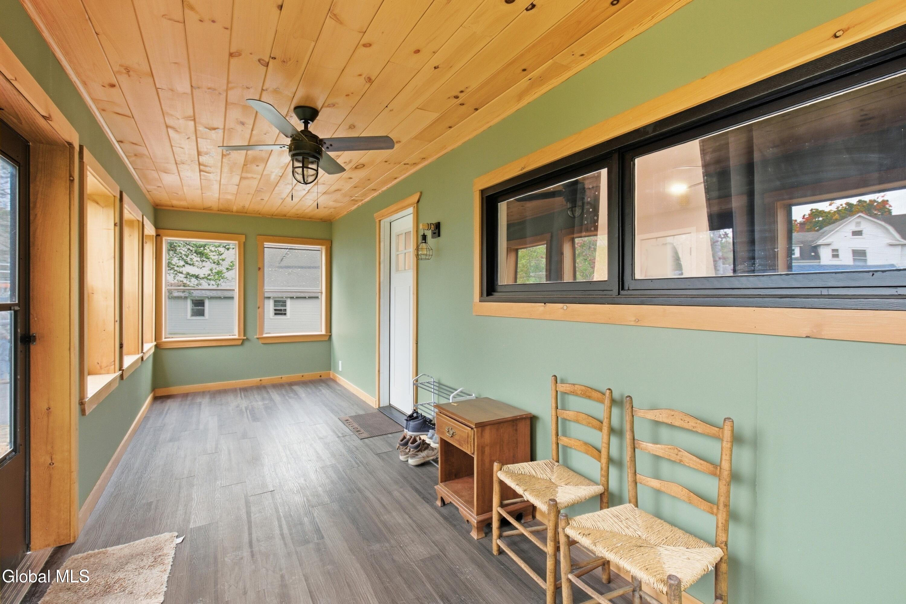 51 E Hill Road Schodack NY 12063