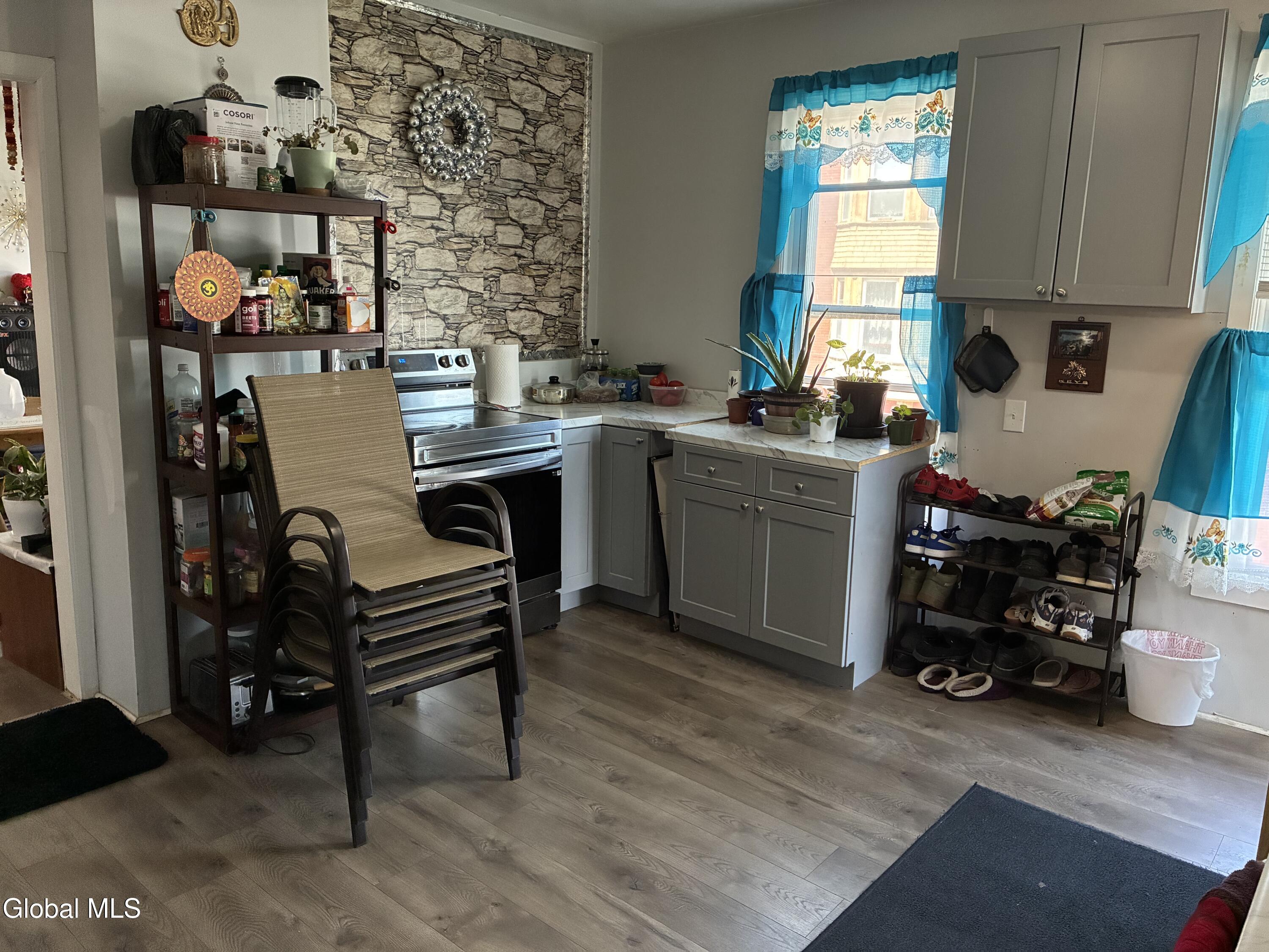 603 Nott Street Schenectady NY 12308