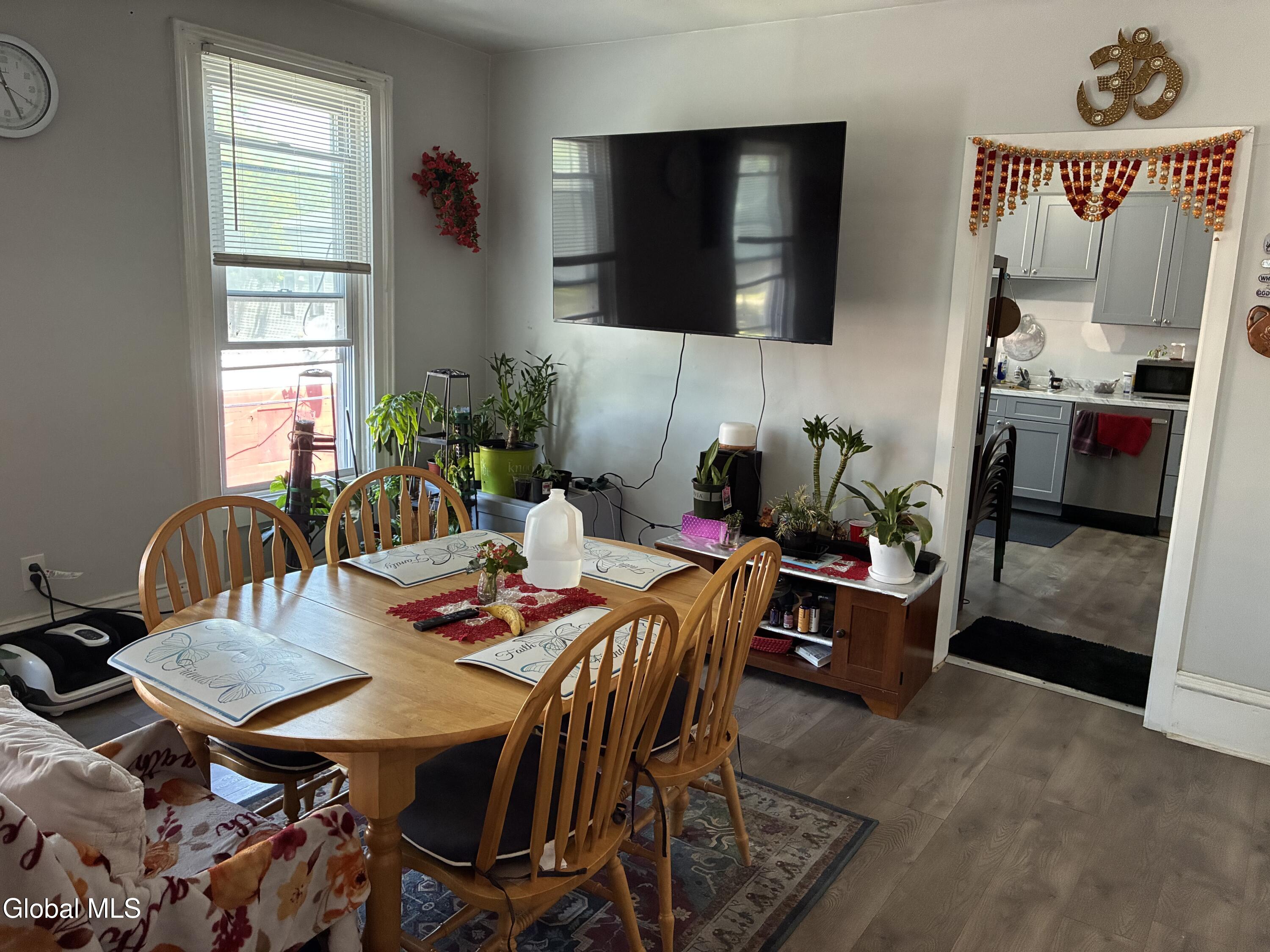 603 Nott Street Schenectady NY 12308