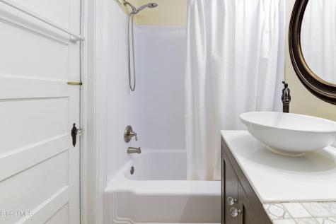 121 Lincoln Avenue Saratoga Springs NY 12866
