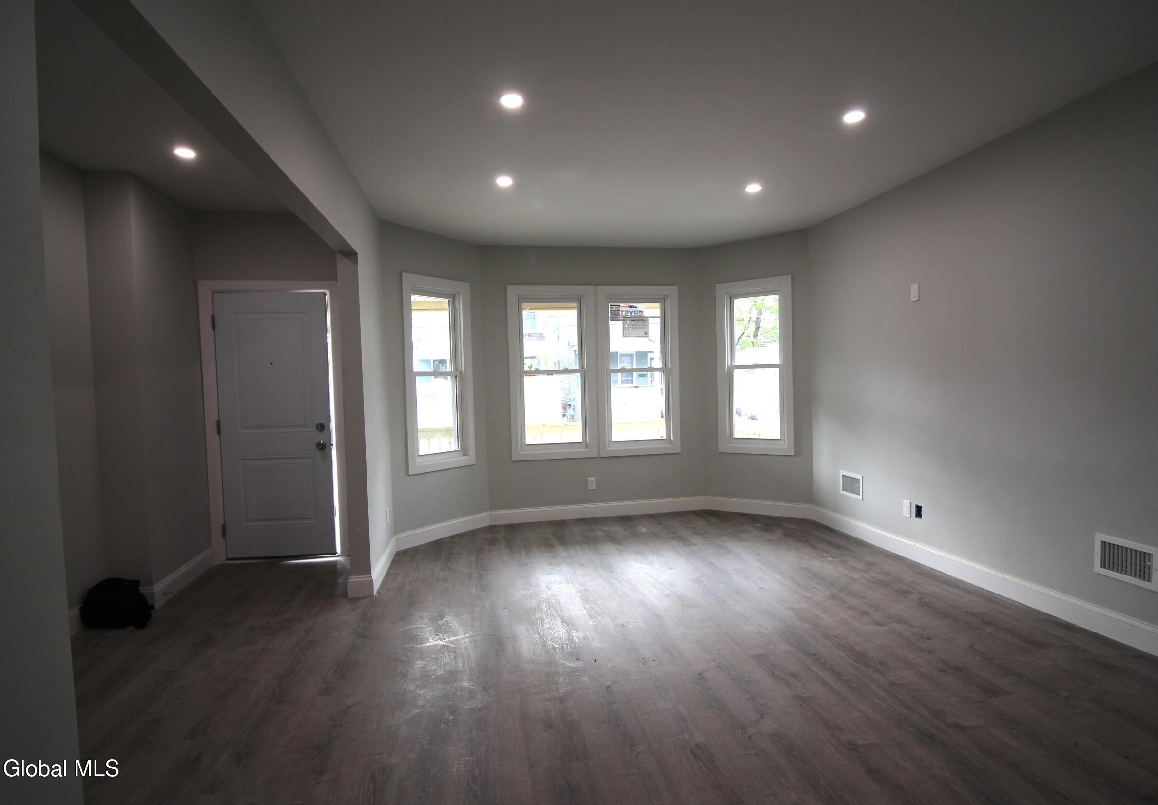 199 N Lake Avenue Albany NY 12206