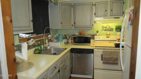 15 First Avenue Broadalbin NY 12025