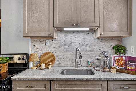 28 Kent Street Albany NY 12206