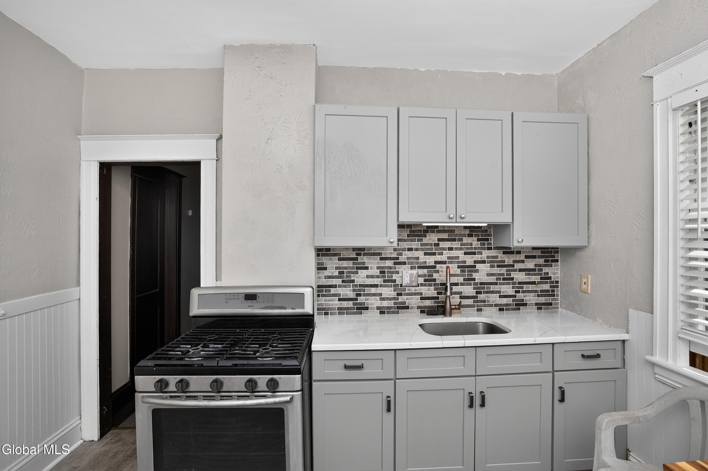 28 Kent Street Albany NY 12206