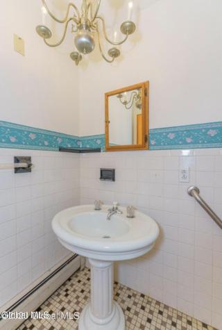 80 W Main Street Cambridge NY 12816