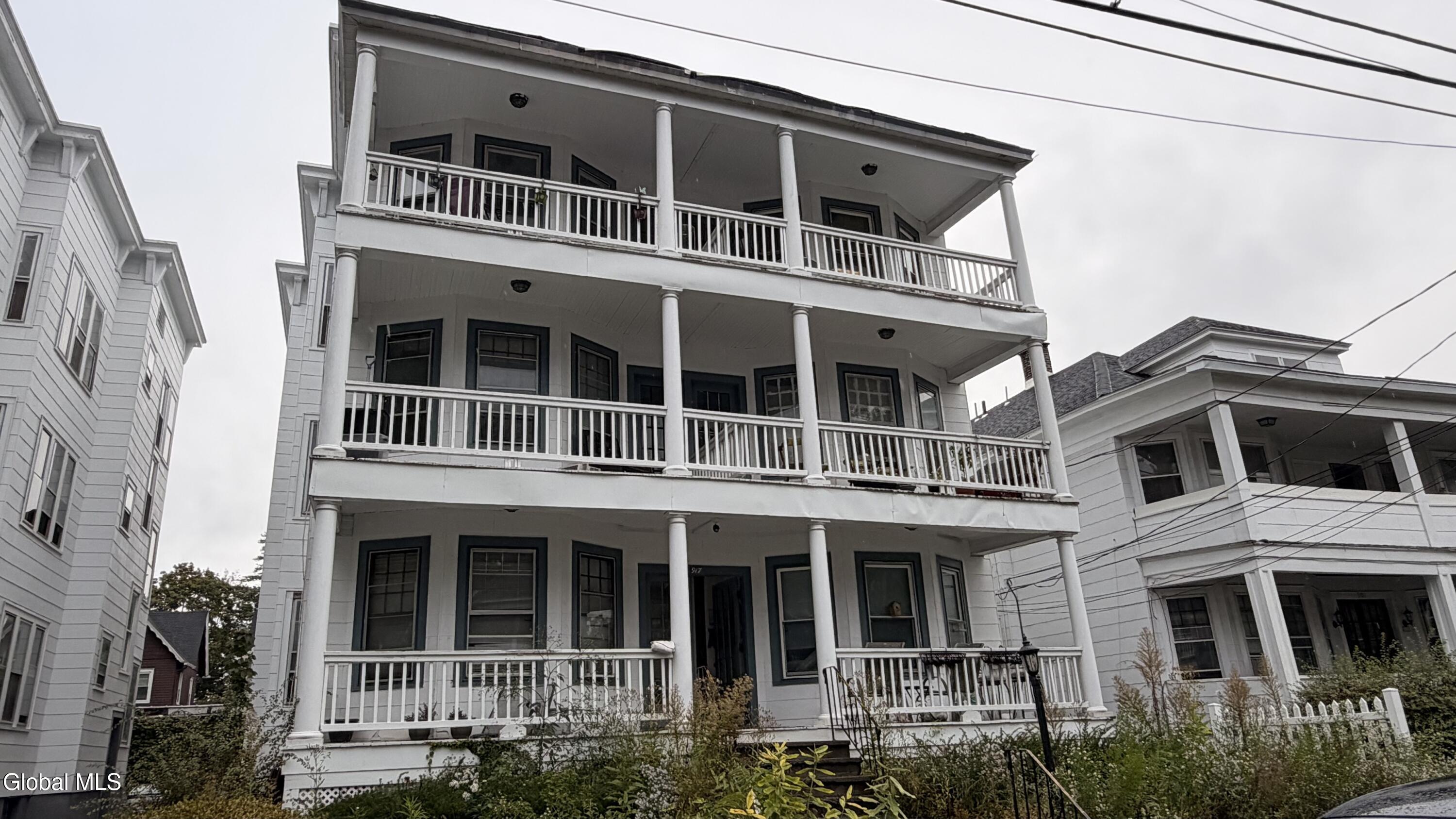 921 Park Avenue Albany NY 12208