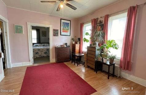 516 Pawling Avenue Troy NY 12180