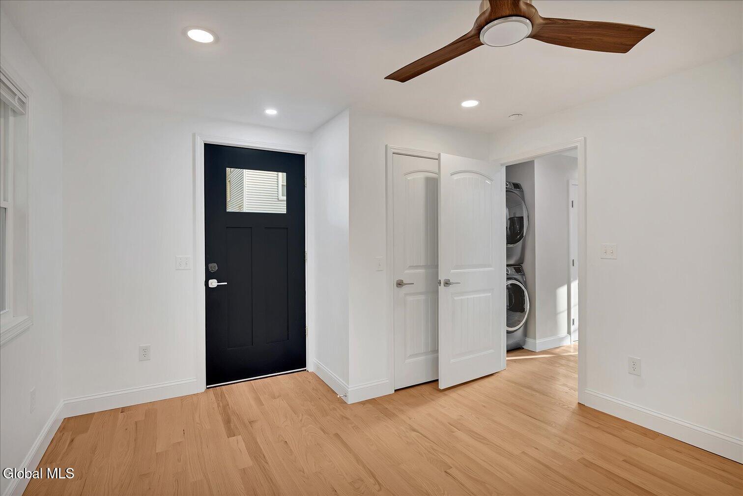 5 Leach Avenue Colonie NY 12205