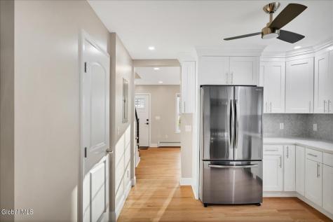 5 Leach Avenue Colonie NY 12205