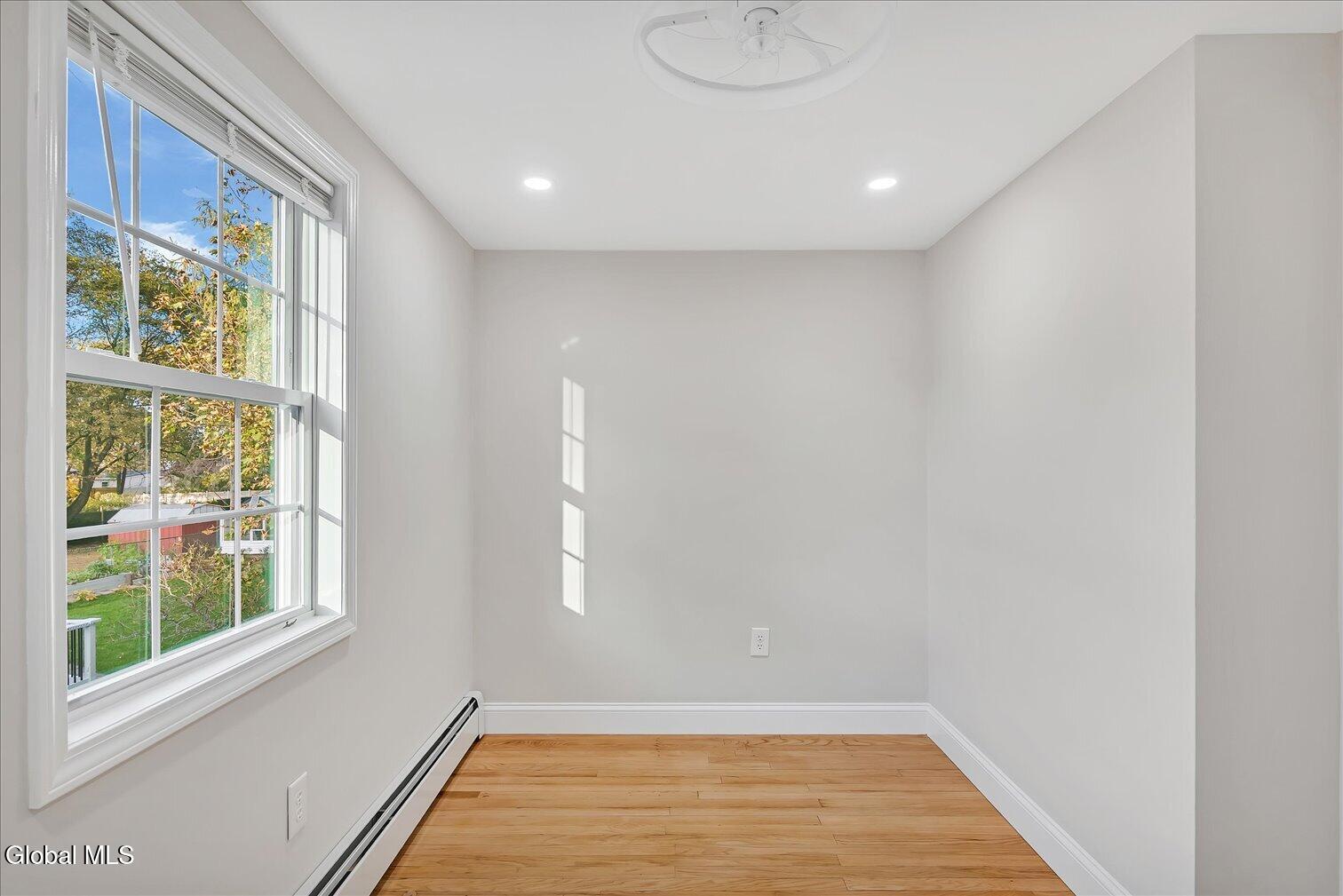 5 Leach Avenue Colonie NY 12205