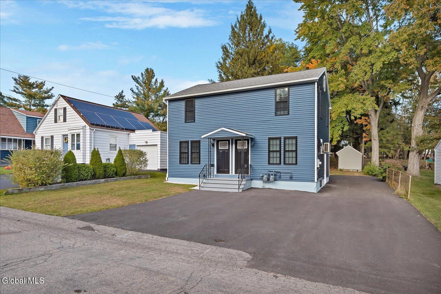 5 Leach Avenue Colonie NY 12205