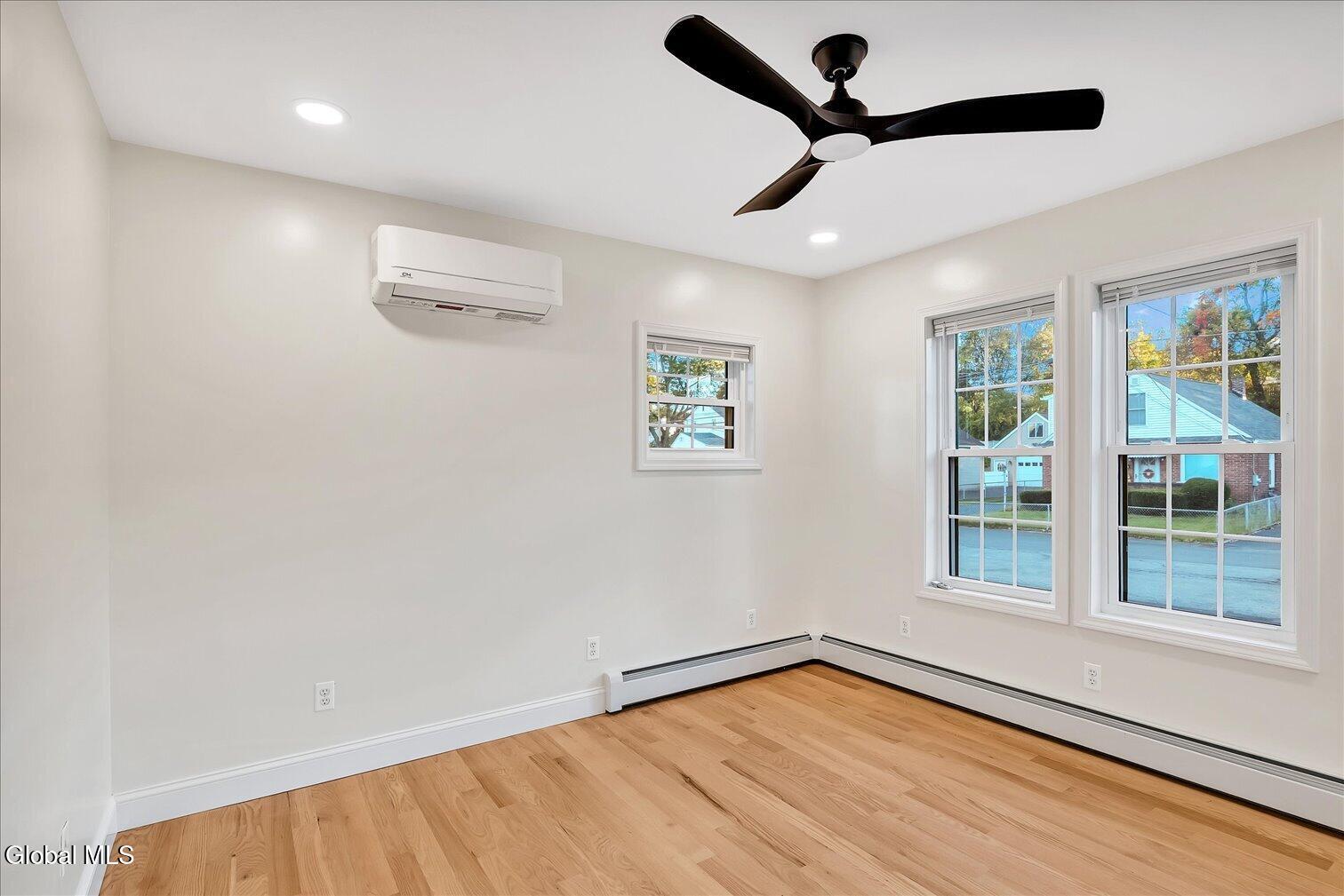5 Leach Avenue Colonie NY 12205