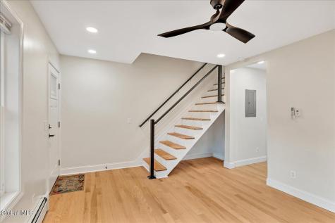 5 Leach Avenue Colonie NY 12205