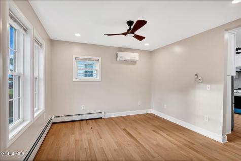 5 Leach Avenue Colonie NY 12205