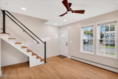 5 Leach Avenue Colonie NY 12205