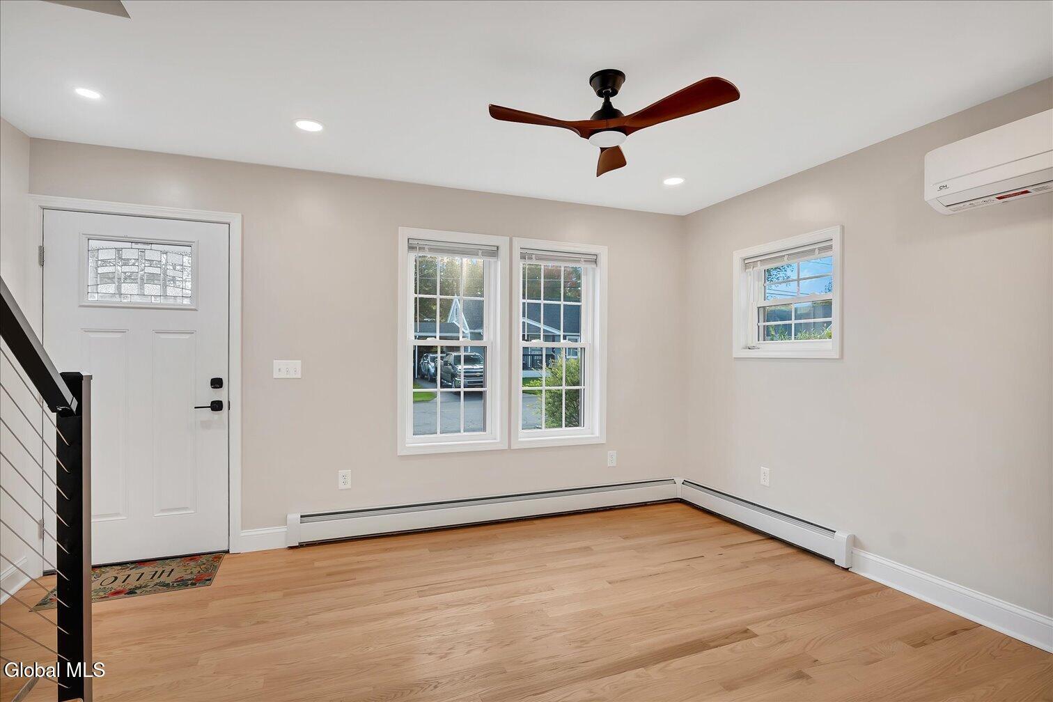 5 Leach Avenue Colonie NY 12205