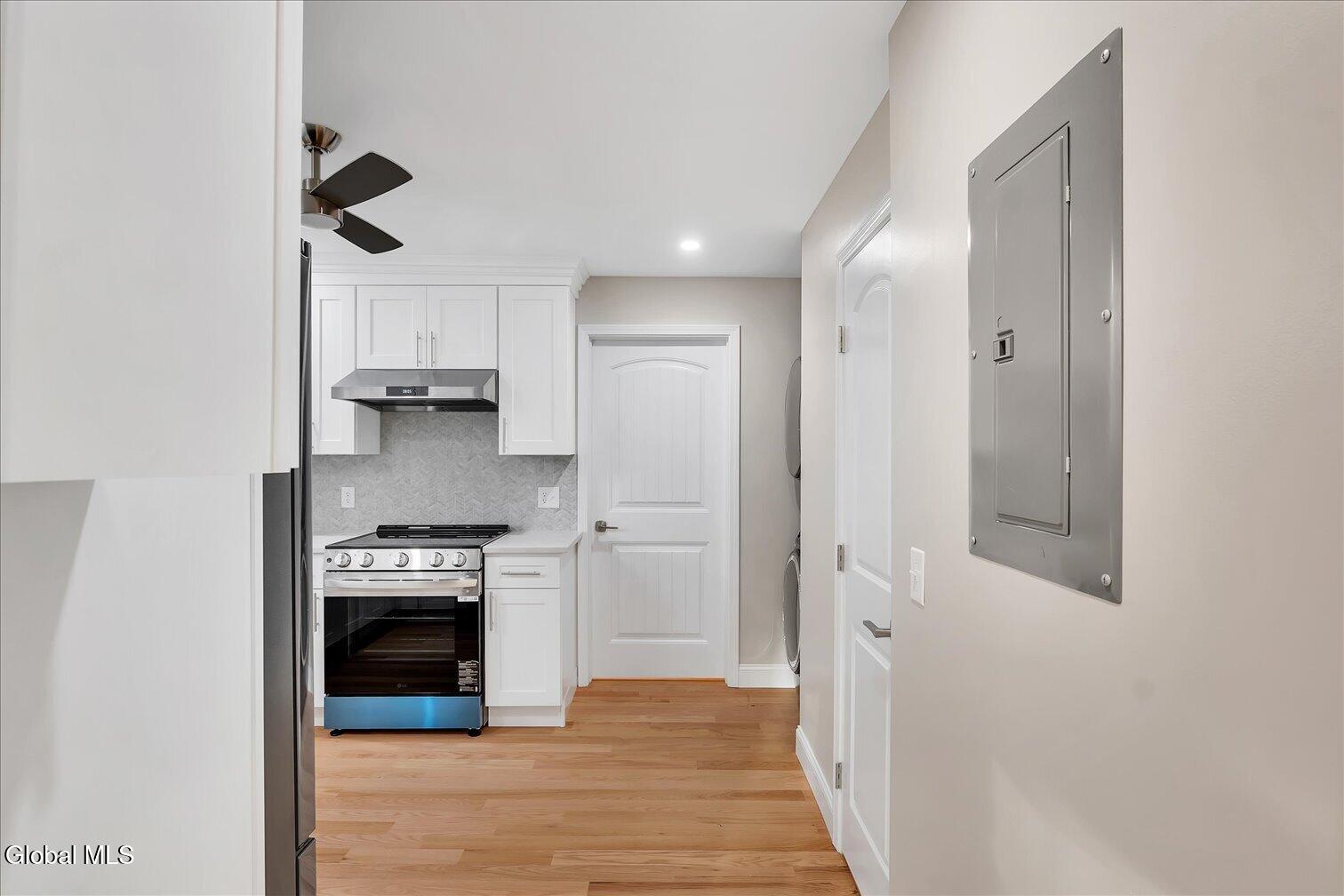 5 Leach Avenue Colonie NY 12205