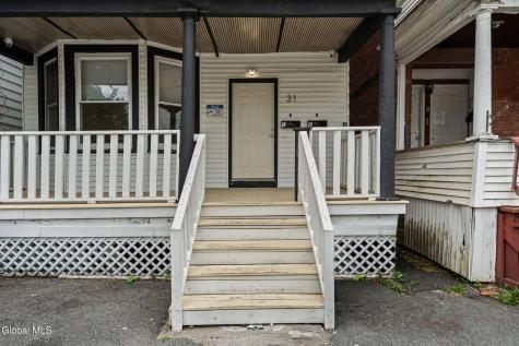 31 Bertha Street Albany NY 12209