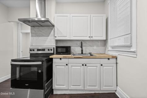 31 Bertha Street Albany NY 12209