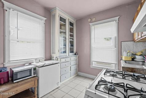264 Manning Boulevard Albany NY 12206