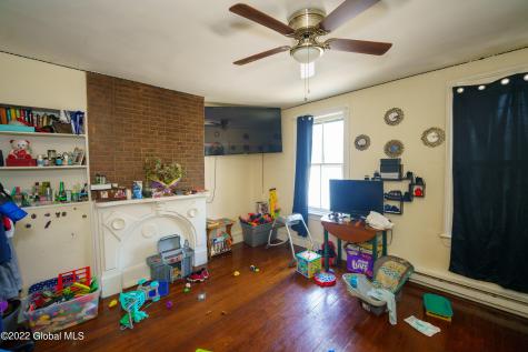 269 Elk Street Albany NY 12206
