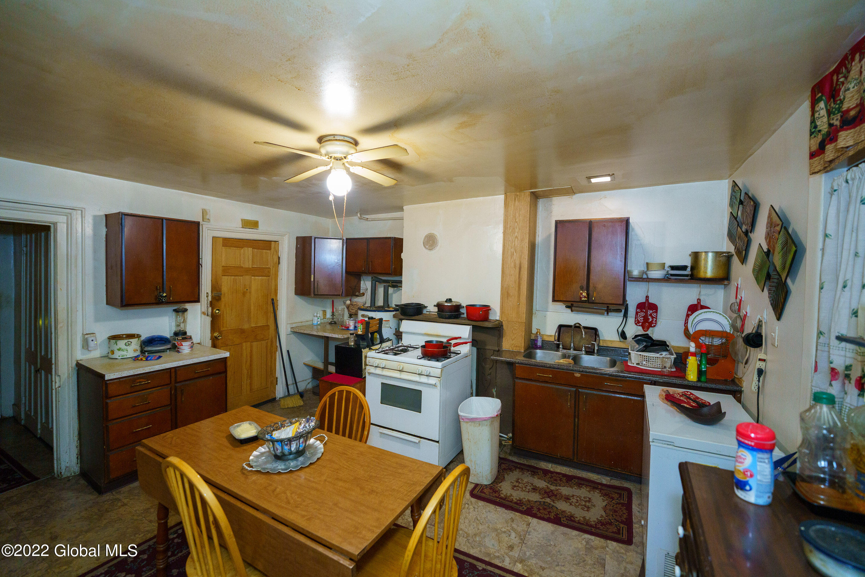 269 Elk Street Albany NY 12206