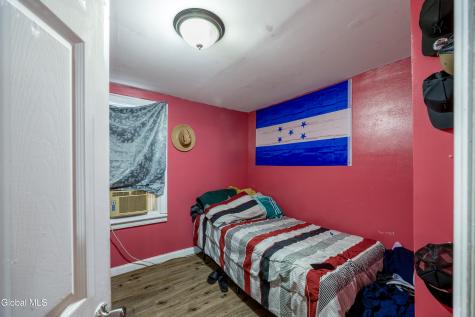 727 Burden Avenue Troy NY 12180