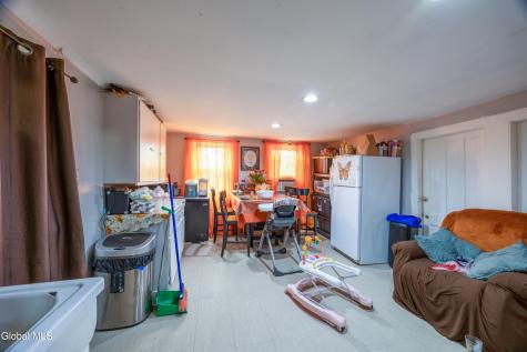 727 Burden Avenue Troy NY 12180