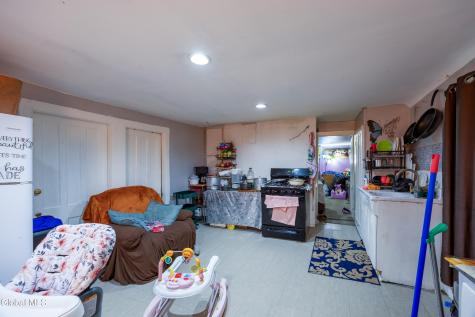 727 Burden Avenue Troy NY 12180