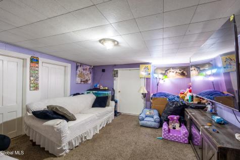 727 Burden Avenue Troy NY 12180
