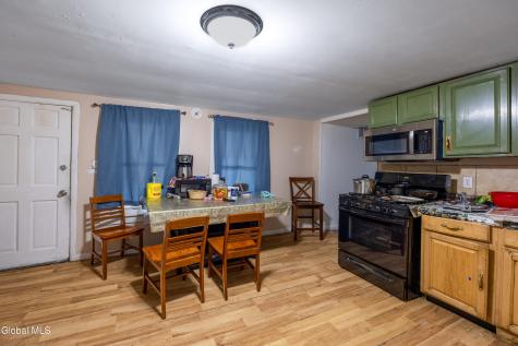 727 Burden Avenue Troy NY 12180