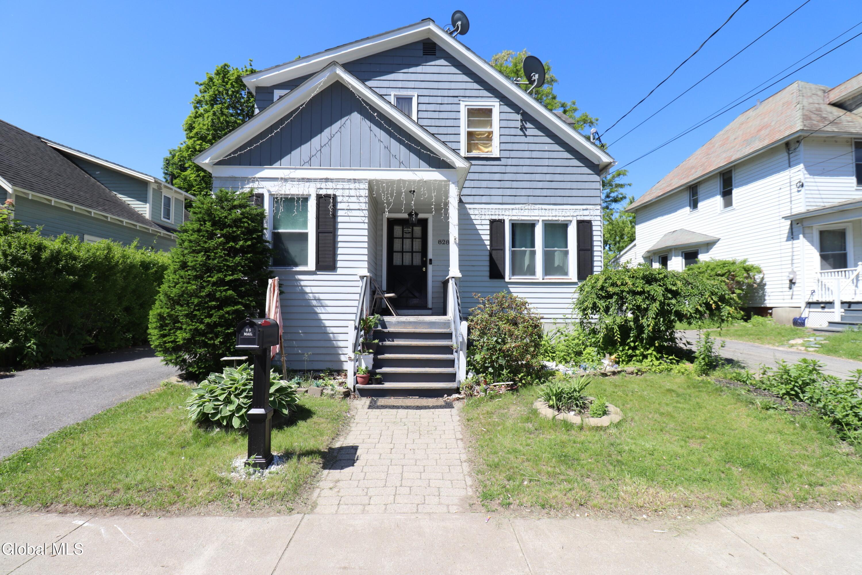 828 Harrison Avenue Schenectady NY 12306