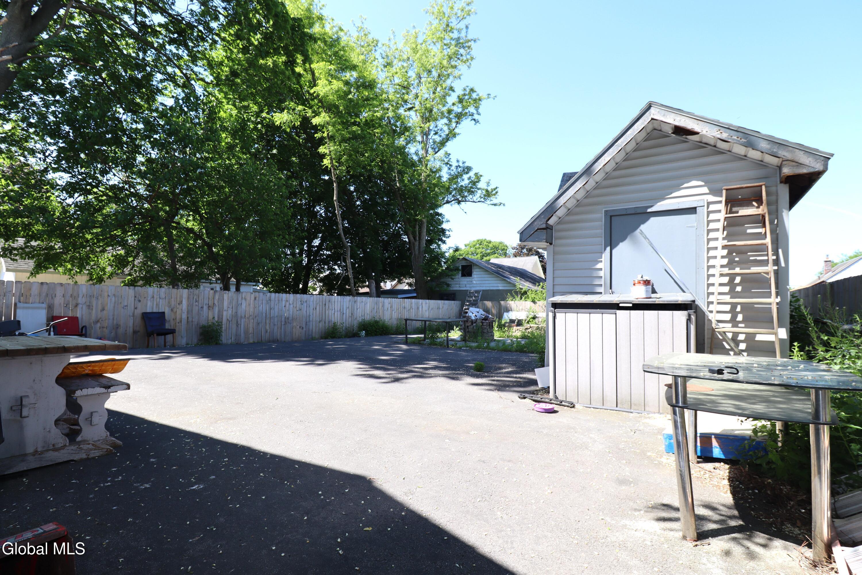 828 Harrison Avenue Schenectady NY 12306