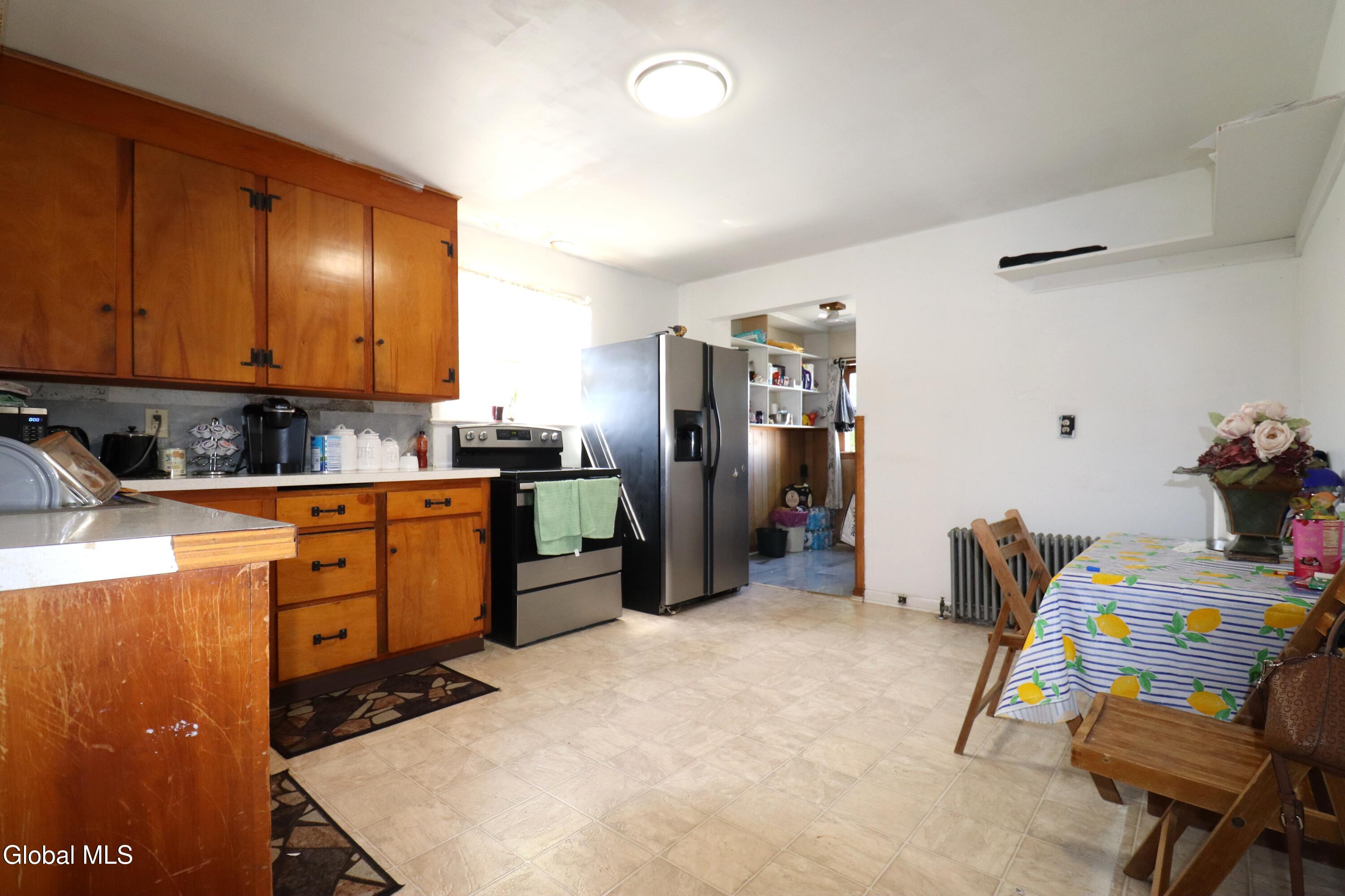 828 Harrison Avenue Schenectady NY 12306