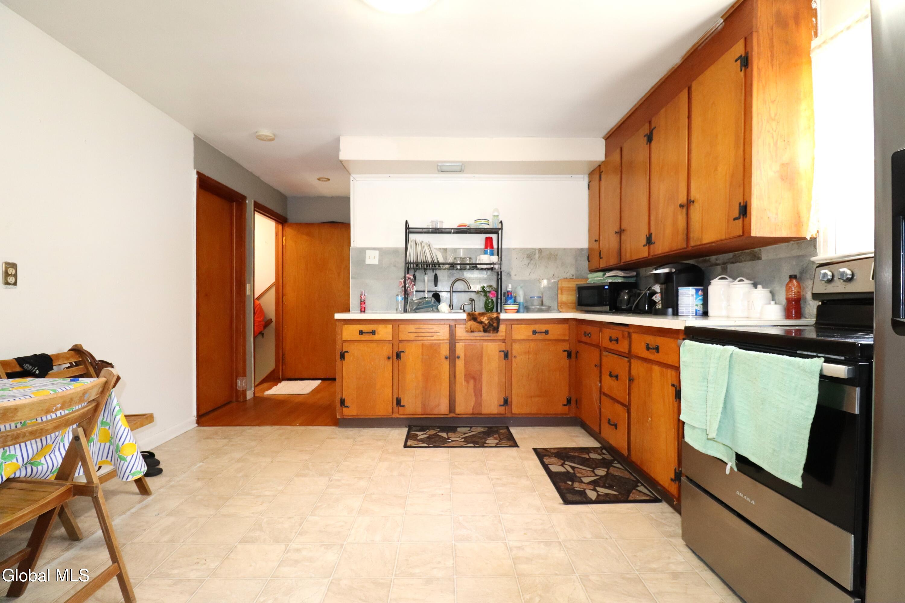 828 Harrison Avenue Schenectady NY 12306