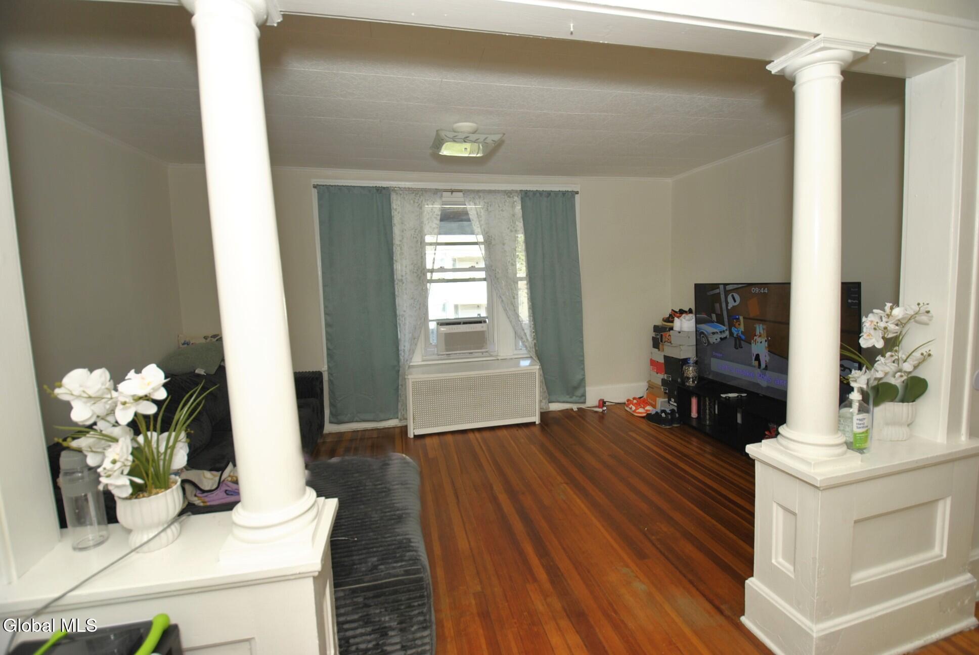 218 Cherry Street Schenectady NY 12306
