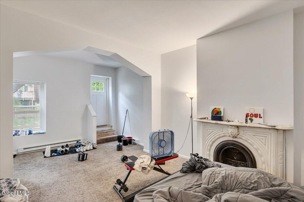 137 Lancaster Street Albany NY 12210