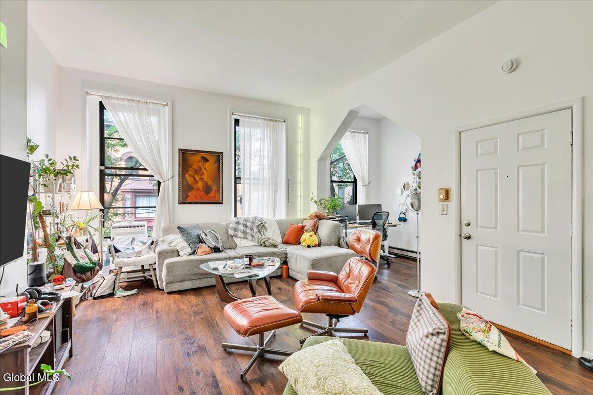 137 Lancaster Street Albany NY 12210