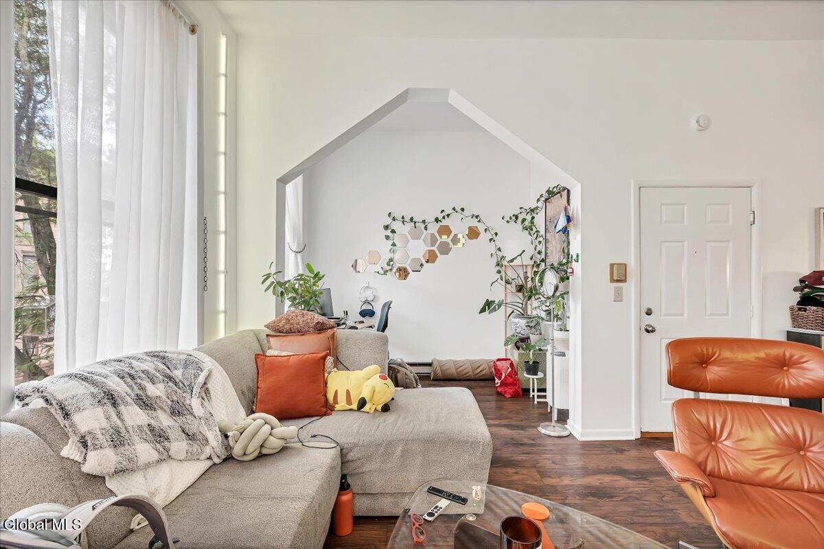 137 Lancaster Street Albany NY 12210