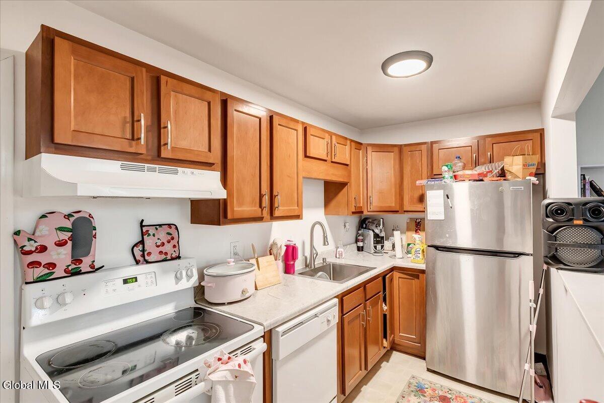 137 Lancaster Street Albany NY 12210