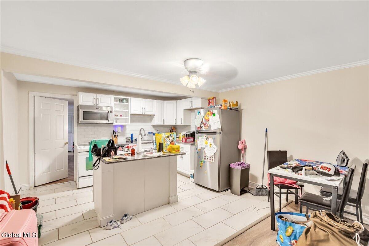 137 Lancaster Street Albany NY 12210