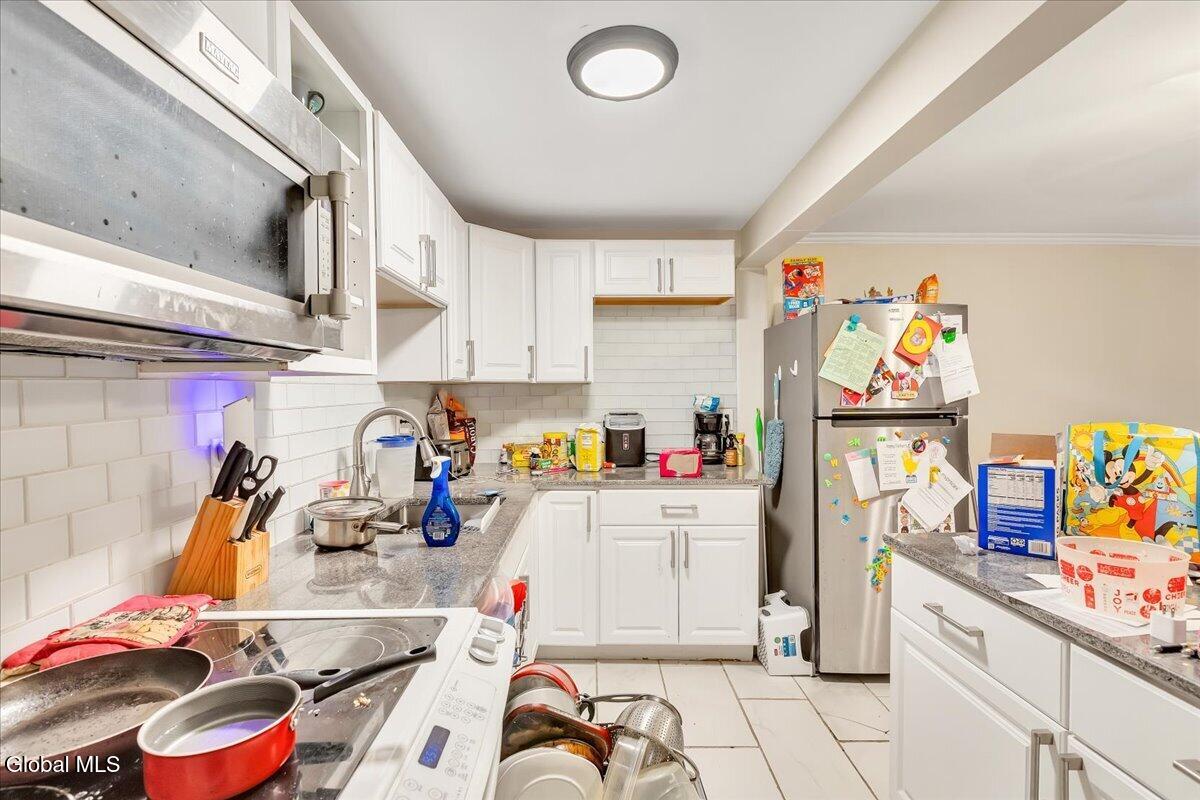 137 Lancaster Street Albany NY 12210