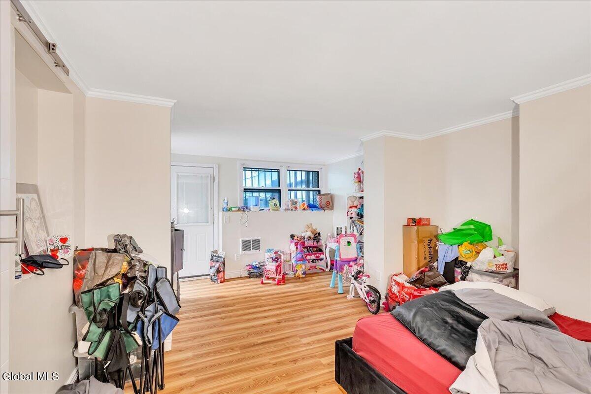 137 Lancaster Street Albany NY 12210